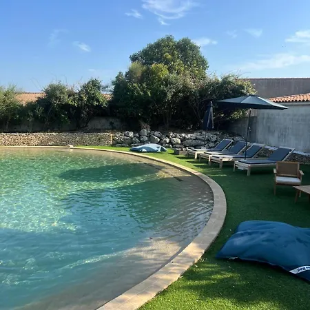 10 P Piscine Lagon Avec Vue Epoustouflante Proche Uzes *